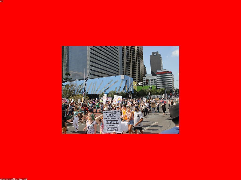 ព័ត៌មាន ការប្រាក់: ការប្រាក់ និងការប្រើប្រាស់ប្រាក់